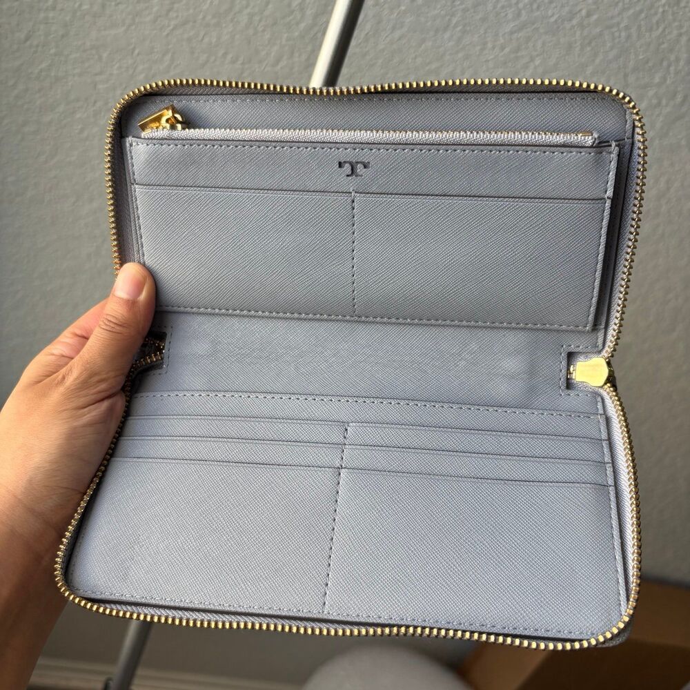 Tory Burch Wallet - Picture 4 of 6